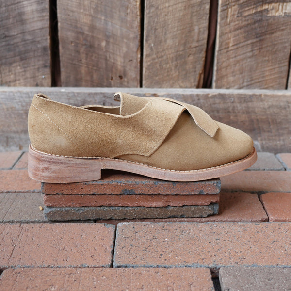 Ladies' Buckle Shoes - Barbara - Size 6.5 or 10