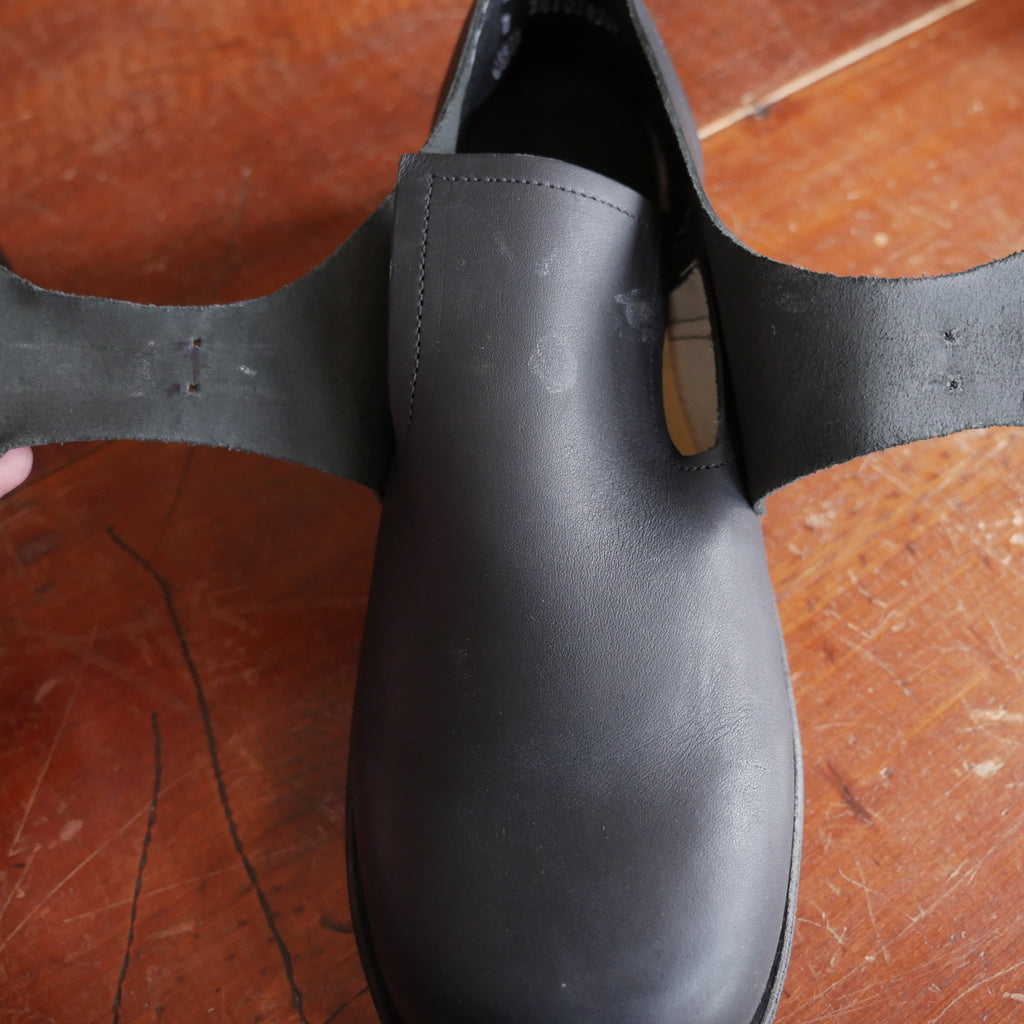 Men's Buckle Shoes in 9-1/2 - Seconds