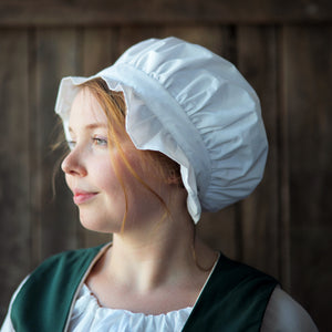 Cotton Gathered Cap in white cotton