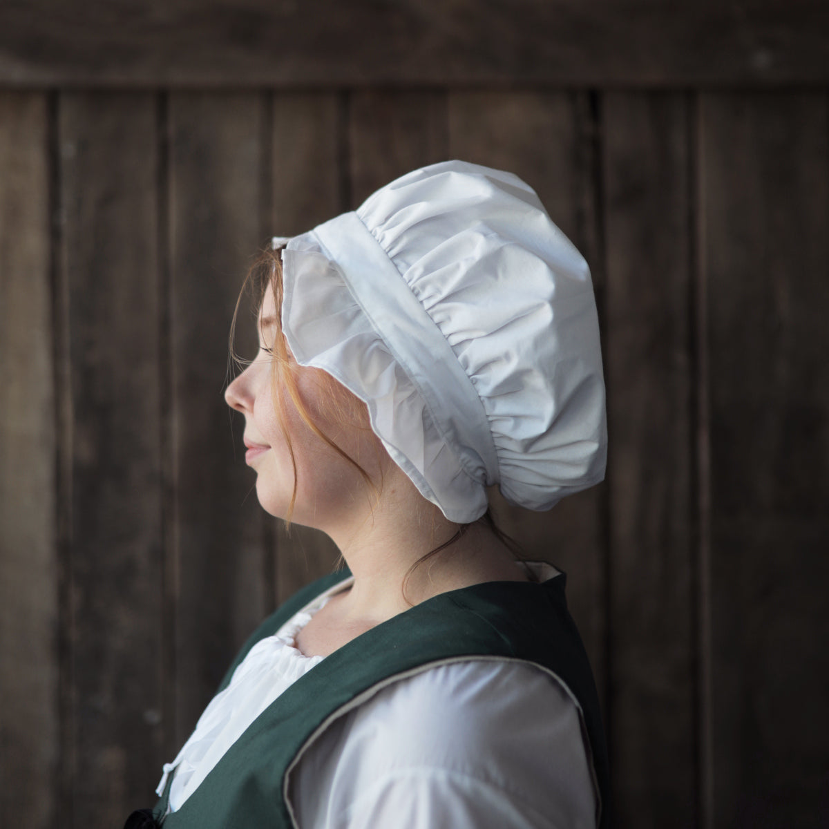 Cotton Gathered Cap in white cotton – Townsends