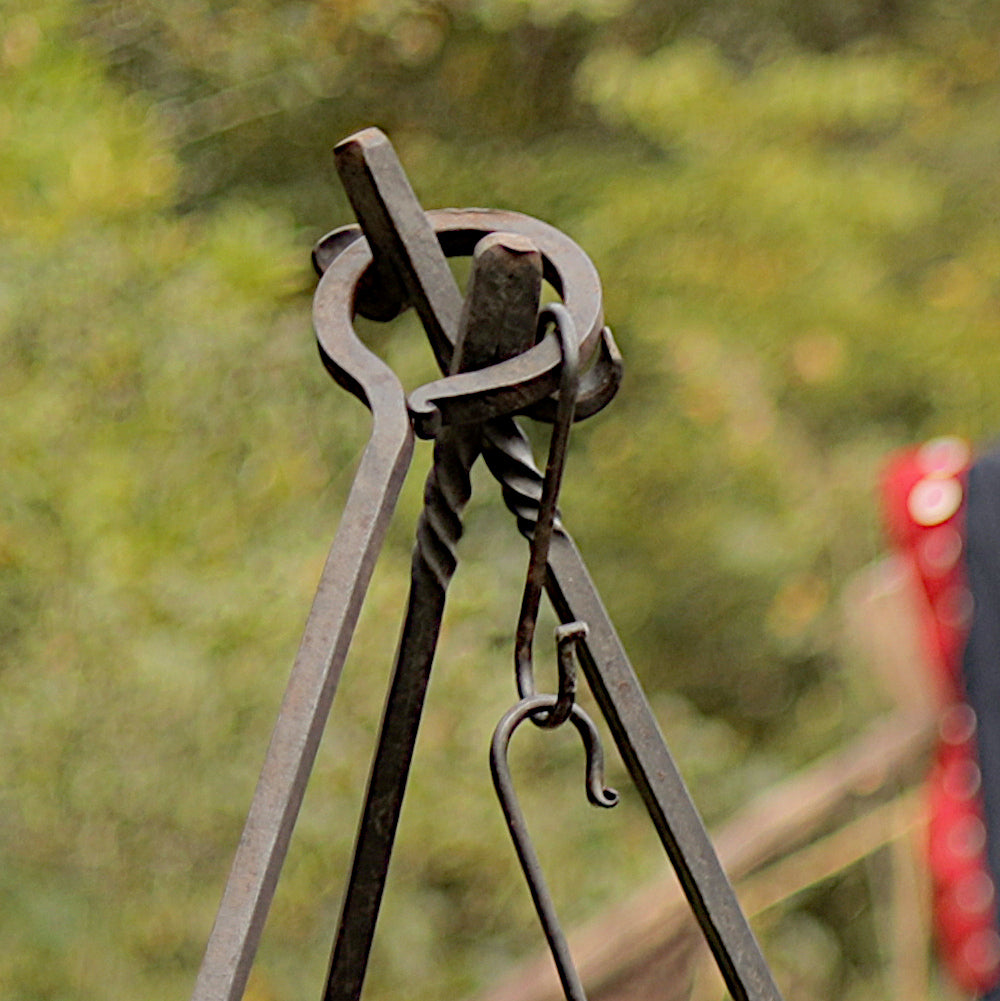Campfire tripod shop