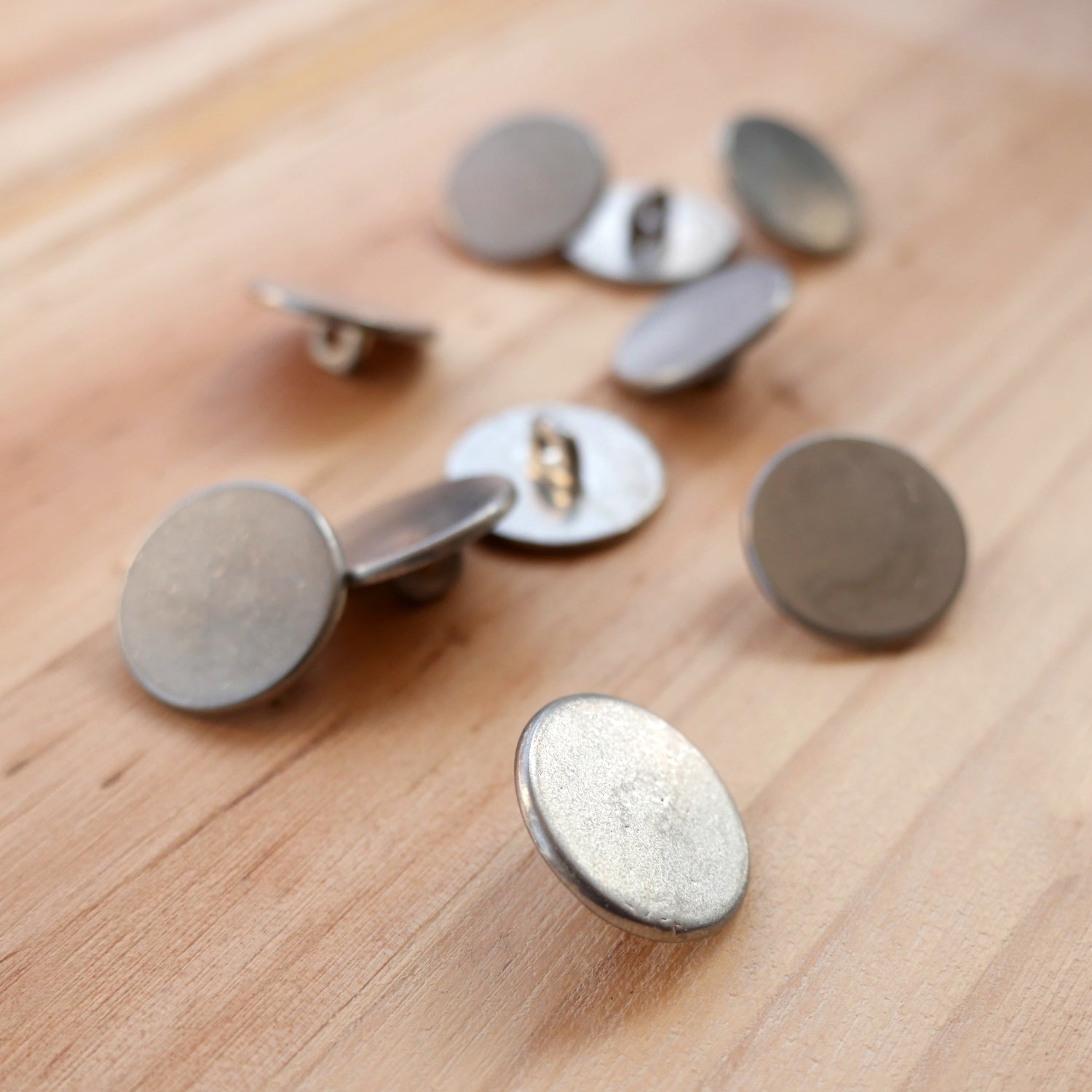 Button Walters Plain Pewter Buttons Lg Pack of 10 – Townsends