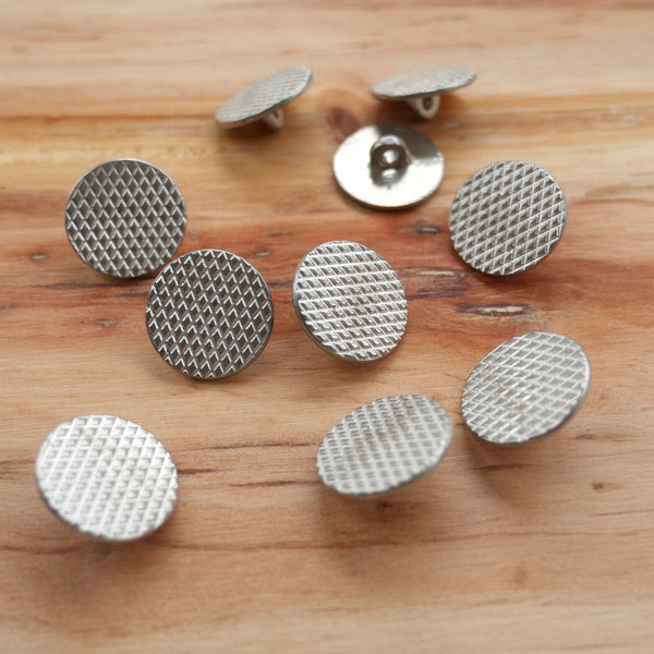 7/8" Diamond Button