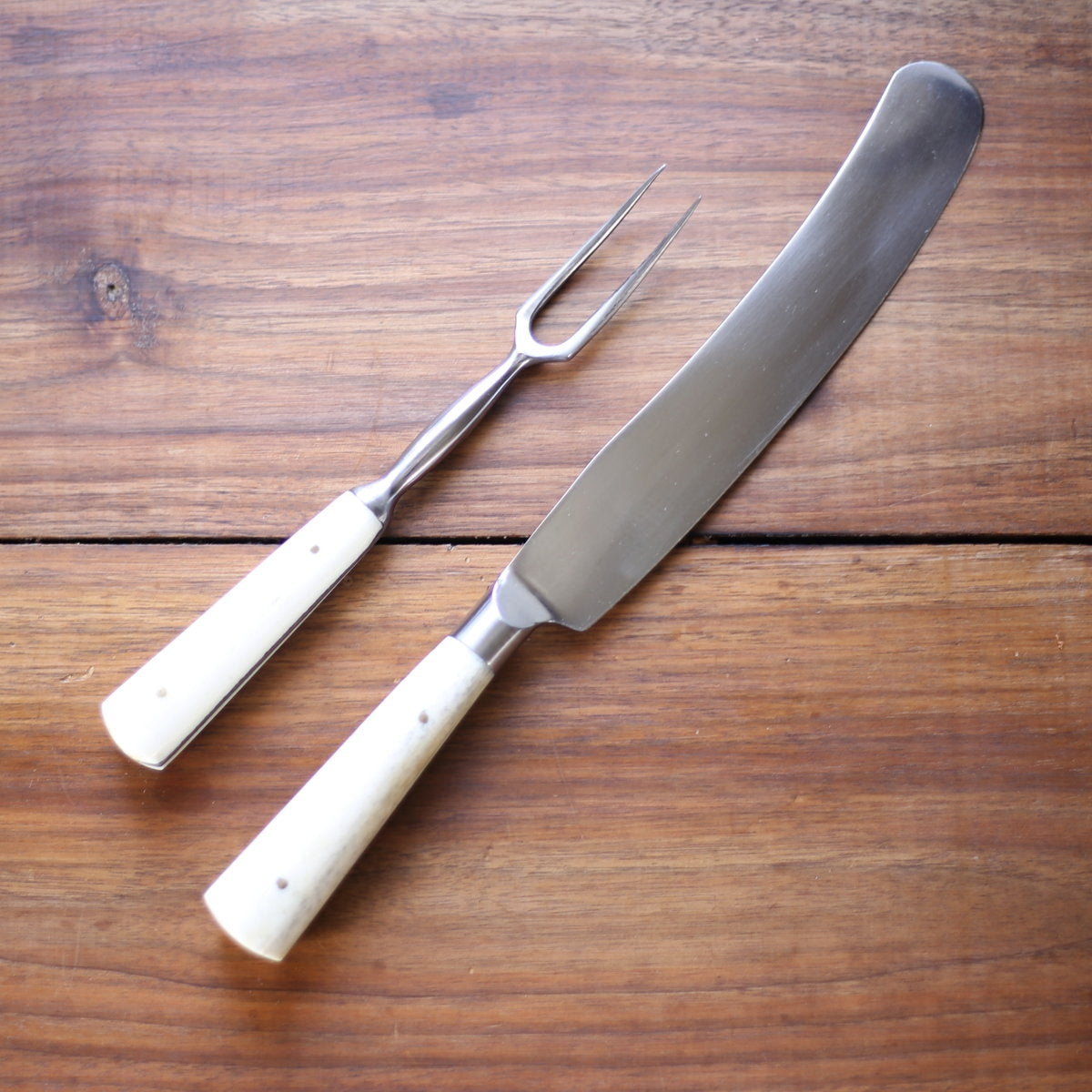 Underinddel mønster kande Knife and Fork Set – Townsends
