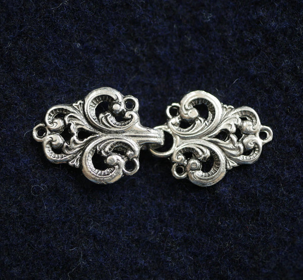 Cloak Clasp Style D / BG-36D