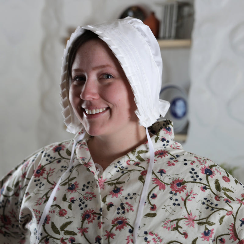 Ladies' Country Cap in white