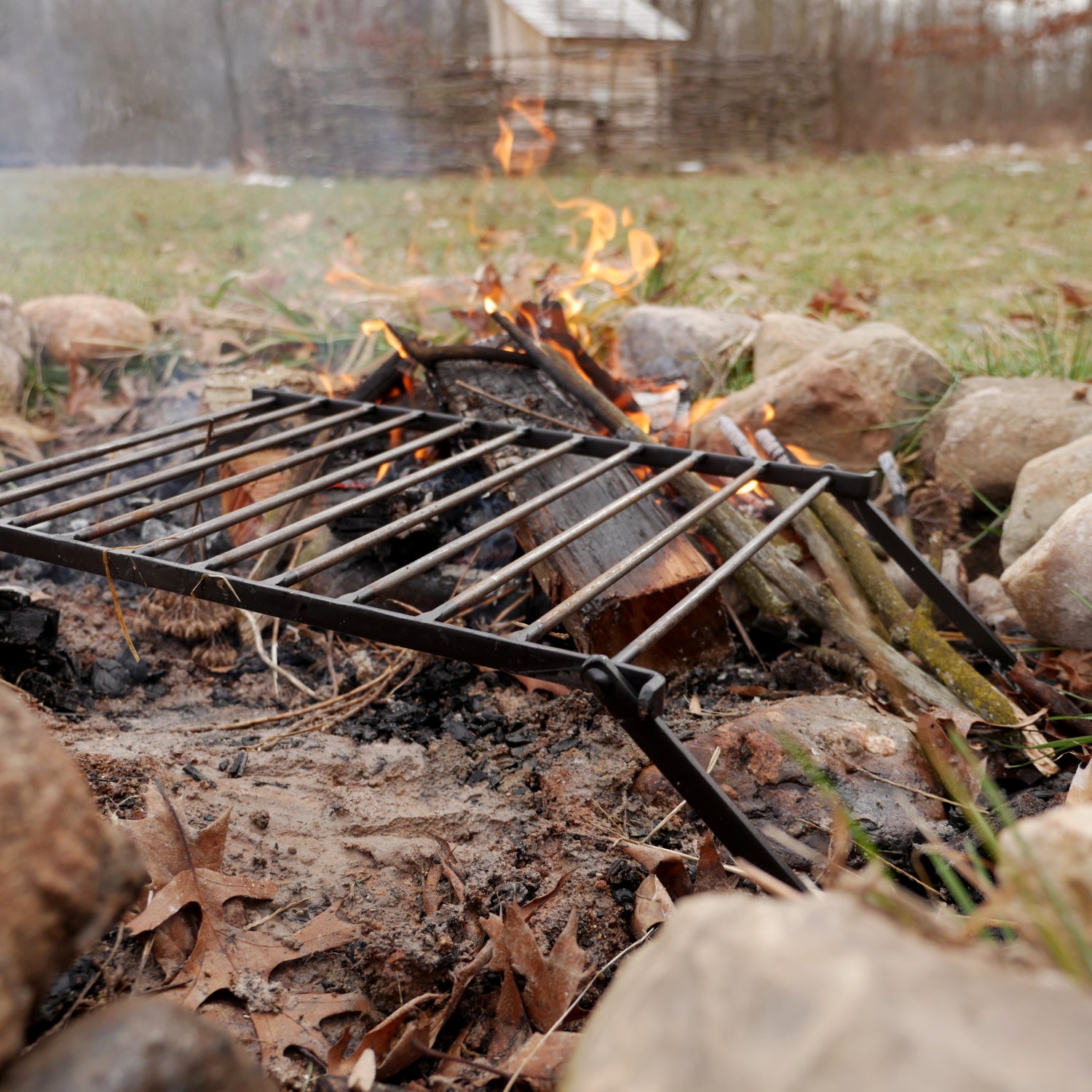 Folding Camp Grill – Townsends