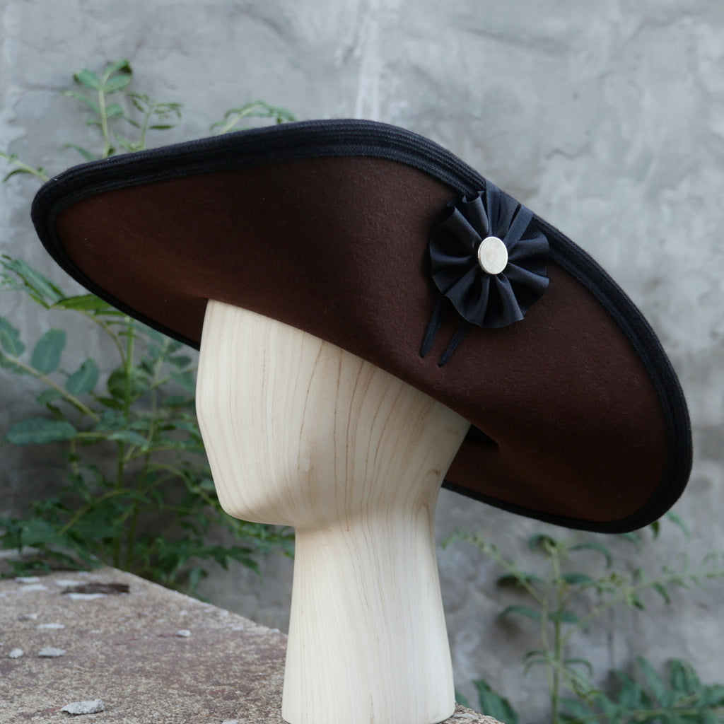 Old Stock Fur Felt Round Hats