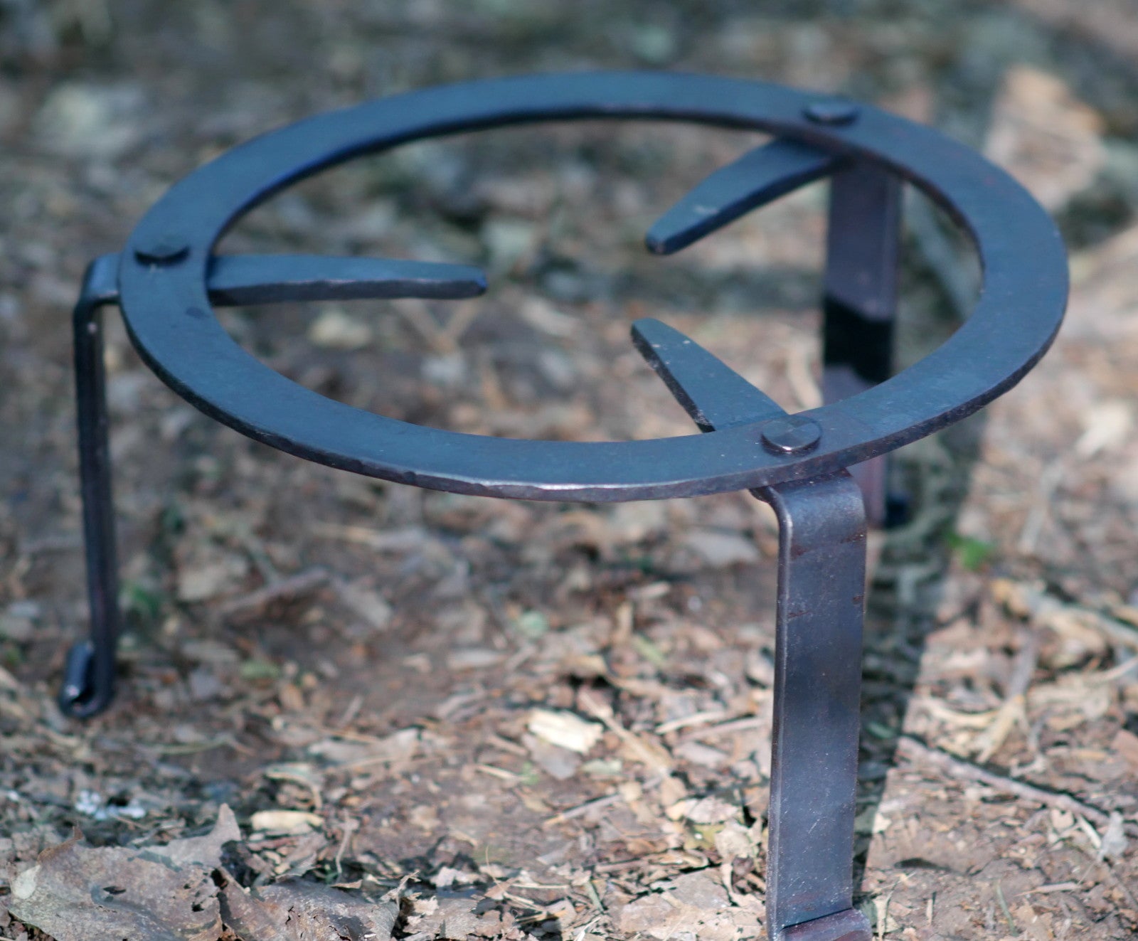 Round Iron Trivet – Townsends